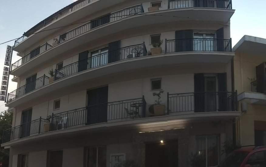 Hotel Διεθνές Zacharo Bagian luar foto
