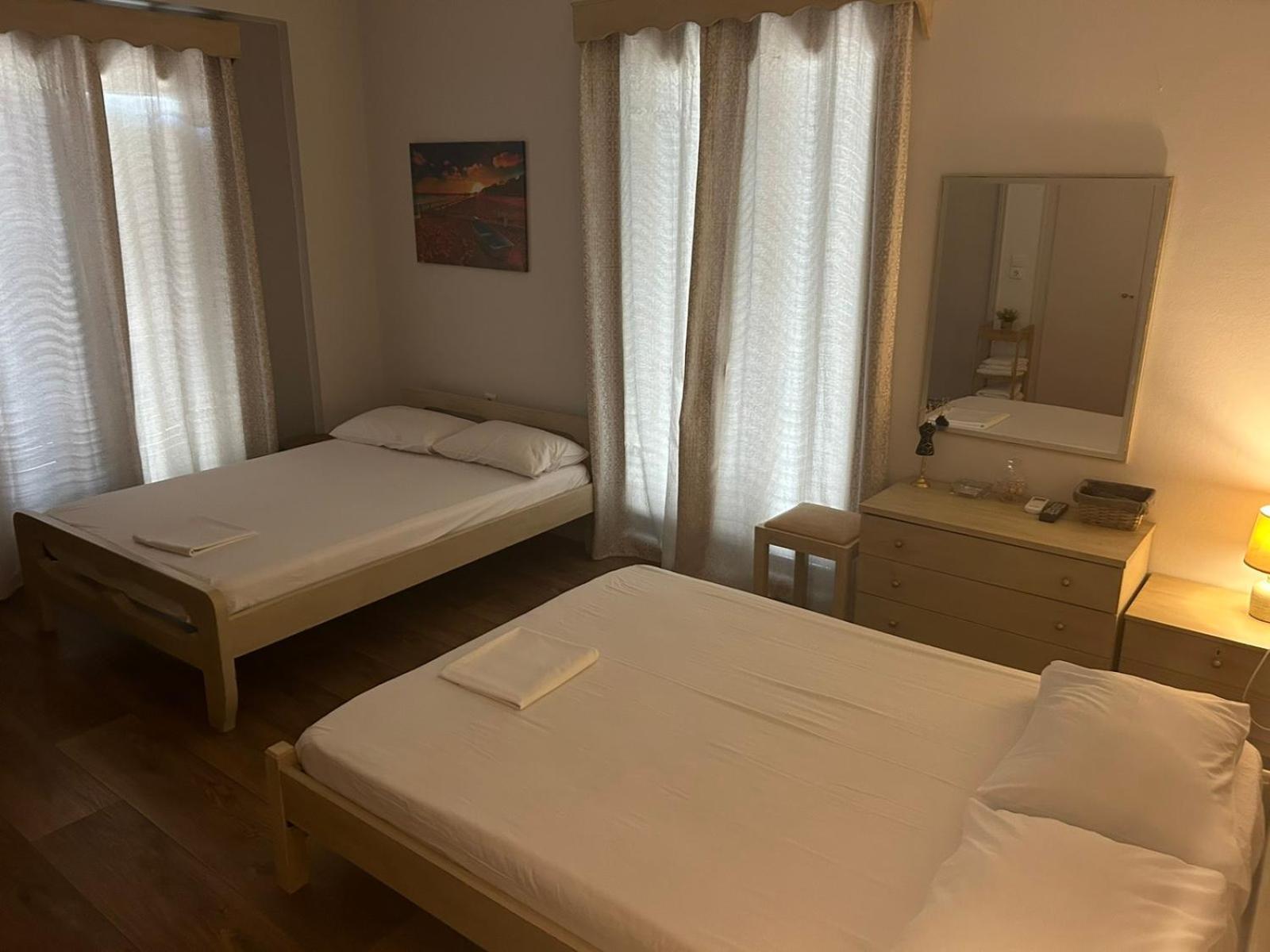 Hotel Διεθνές Zacharo Bagian luar foto
