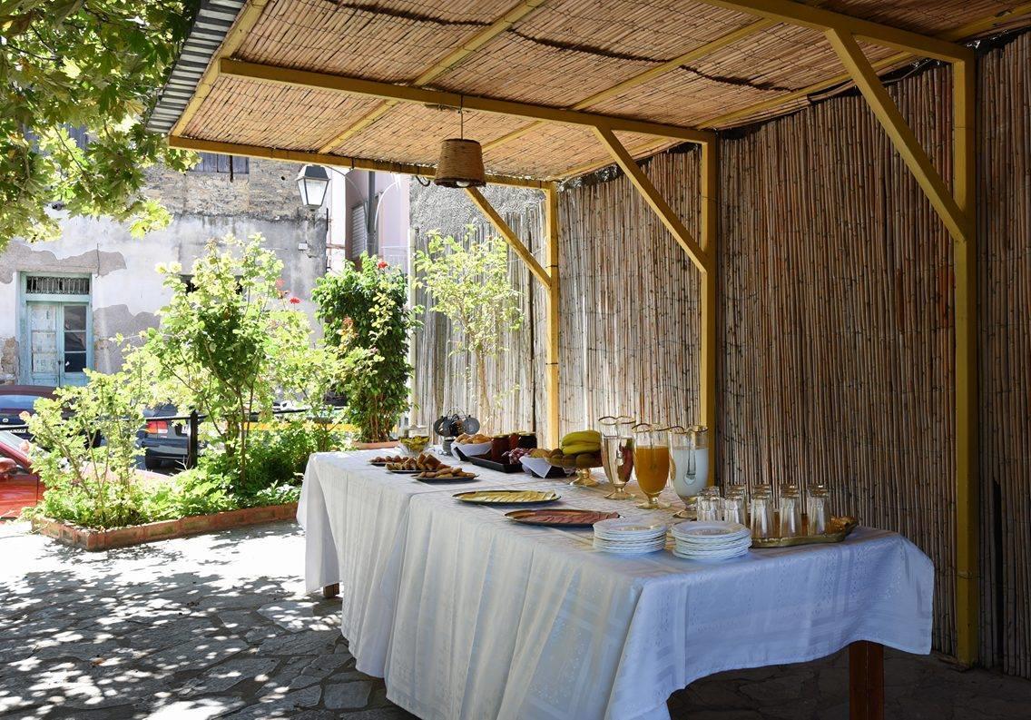 Hotel Διεθνές Zacharo Bagian luar foto